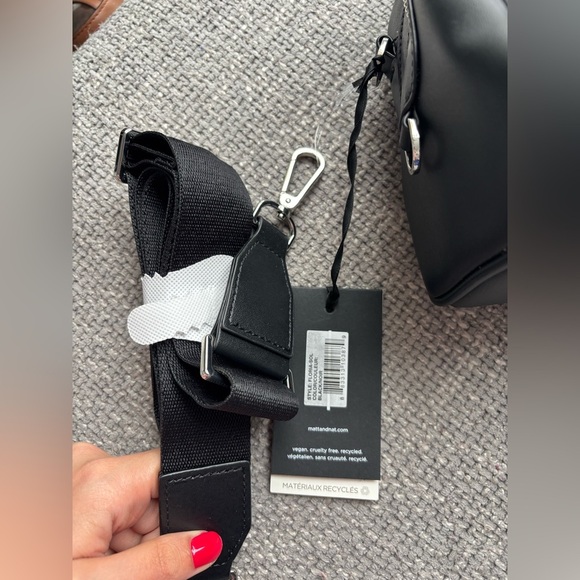 BNWT Matt & Nat Vegan Leather Satchel ! - Picture 9 of 11